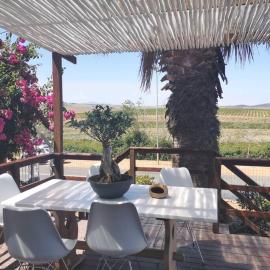 The Blue Horizon House - Botrivier, hotelli kohteessa Caledon