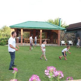 Guesthouse Alvani, hotel v destinácii K'vemo Alvani