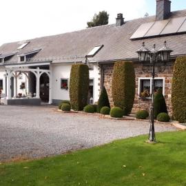 Hotel Eifelland, hotel din Butgenbach