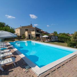 Apartment Contadino by Interhome, hotel em Bibbona