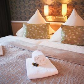 Hotel-Restaurant Alter Krug Kallinchen, готель у місті Kallinchen
