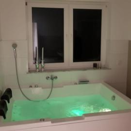 Ferienwohnung mit Jacuzzi Nähe Flughafen Köln Bonn