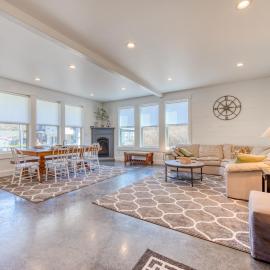 Twin Rocks Beach Retreat