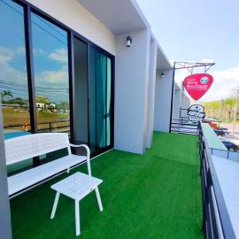 Cheow Lan Easy Home, hotel v destinaci Ban Wang Khon