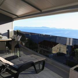 Apartman Dario、Čaraのホテル