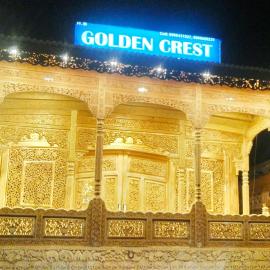 Golden Crest DALLAKE、シュリーナガルのホテル