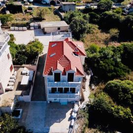 포블랴에 위치한 호텔 Villa Tonika