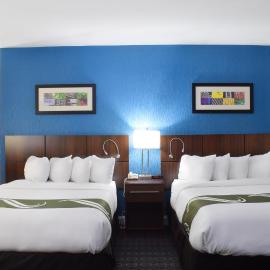 Quality Inn & Suites Middletown - Newport, khách sạn ở Middletown