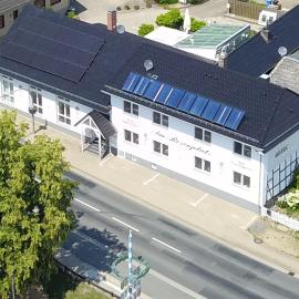 Hotel am Rosenplatz,24 Stunden Check in, Küche, kostenfreie Parkplätze, hôtel à Brechtorf