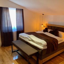 Motel Kiwi，位于Grude的酒店