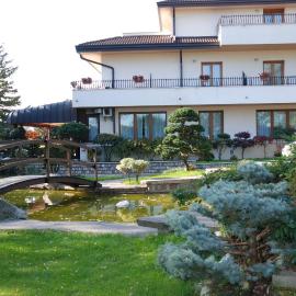 Al Giardino，Fanna的飯店