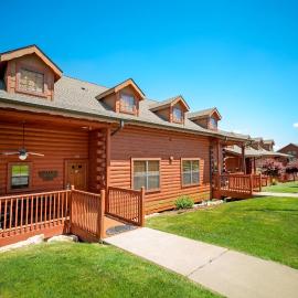 Cabins at Grand Mountain, hotel sa Branson