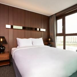 Raonstay in Perla Hotel、チンジュのホテル
