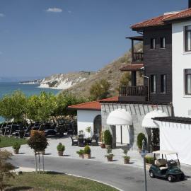 Thracian Cliffs Owners Apartments، فندق في كافارنا