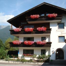Ferienhaus Antonia, hotell i Ehrwald