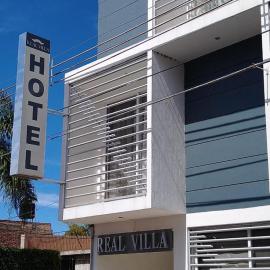 Hotel Real Villa, hotel em Villa Corona
