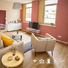 Eckhof Domizil - Großzügige Ferienwohnung mit kleinem Garten in der Altstadt von Gotha, hotel in Gotha