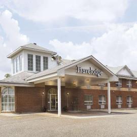 Travelodge by Wyndham Timmins، فندق في تيمينز