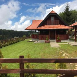 Holiday Home Perduh, hotel in Sekulić 