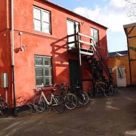 Charming Red Courtyard Apartment, hotel em Copenhague