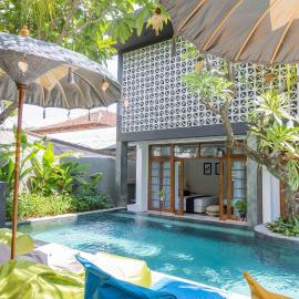 Interconnection Hostel, hotell i Kuta