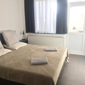 Private apartment near Brussels、Asseのホテル