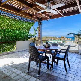 Xenios Dias Luxury Apartments With Sea View