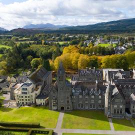 One Bedroom Apartment Highland Club Scotland: Fort Augustus şehrinde bir otel