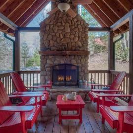 Wilderness Way- Hot Tub | Outdoor Living | Master on Main, hotel in Blue Ridge