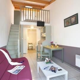 Vacancéole - Résid'Price, hotel in Merville