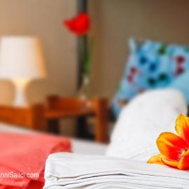 SANTANGELA Hostel & Rooms，梅納焦的飯店
