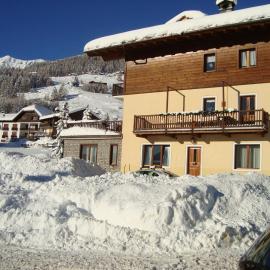 Affittacamere La Falconetta, hotell i Champoluc