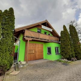 Penzion a Chatový Camp Havraníky u NP Podyjí, hotel di Havraníky