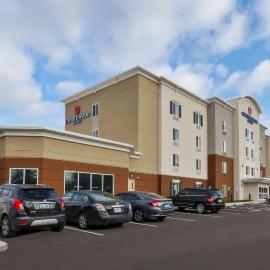 Candlewood Suites Louisville - NE Downtown Area by IHG, hotel em Louisville