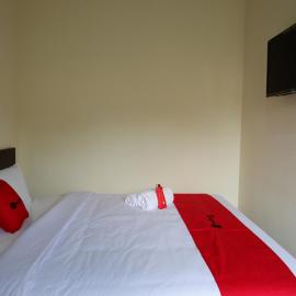 RedDoorz near Terminal Mendolo Wonosobo, hotel Wonosobóban