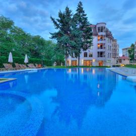 Purple Star Apartments