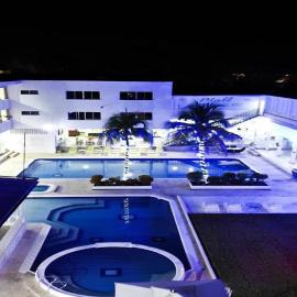 Hotel Mall Santana Del Río, hotel v mestu La Dorada