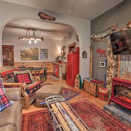 Walk to Waterfront: Dtwn Sturgeon Bay Retreat!
