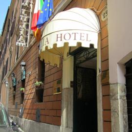Hotel Julia Trevi - Spagna, Hotel in Rom