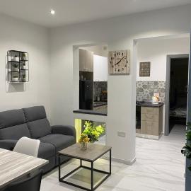 Cosy private townhouse in heart of Senglea, hotel di Senglea