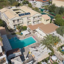 Cosmos Hotel, hotel v destinaci Vasiliki