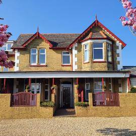 Summerhill Apartments, hotel a Shanklin