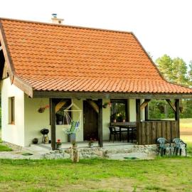 Leśny Zakątek Mazury, hotel in Piecki
