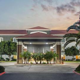 La Quinta by Wyndham Visalia/Sequoia Gateway, хотел в Вайселия