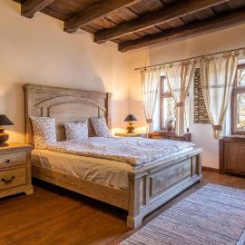 Casa Schmidt, Hotel in Criţ