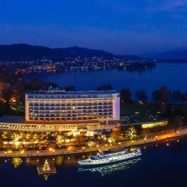 Parkhotel Pörtschach - Das Hotelresort mit Insellage am Wörthersee, מלון בפורטשאך אם וורתהרסי