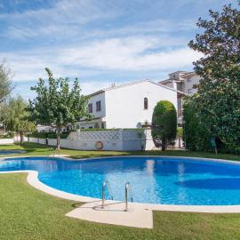 R17 Casa MERCÉ RODOREDA, hotel a Calafell