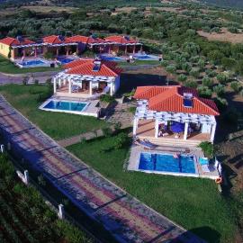Catherine Villas, hotel u gradu Maronia