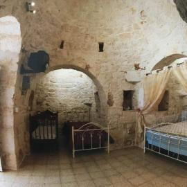 Trullo saraceno, hotel a Carovigno