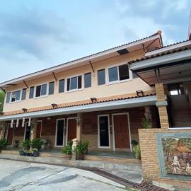 โรงแรมภูน้ำฟ้า - Phunumfha Hotel ชุมแพ, hotel v destinaci Chum Phae